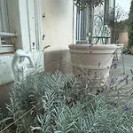 La Maison Jolie Bed & Breakfast Puicheric
