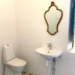 La Maison Jolie Bed & Breakfast