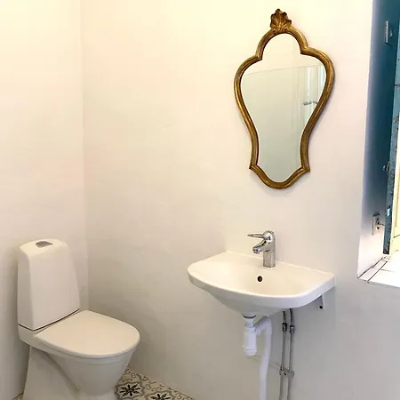 La Maison Jolie Bed & Breakfast