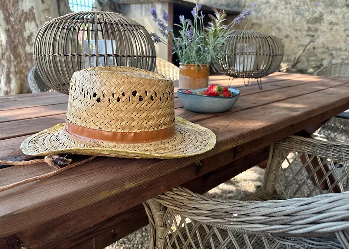 La Maison Jolie Bed & Breakfast *